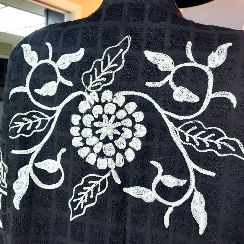 Allure Embroidered Jacket. - Picture 6 of 13